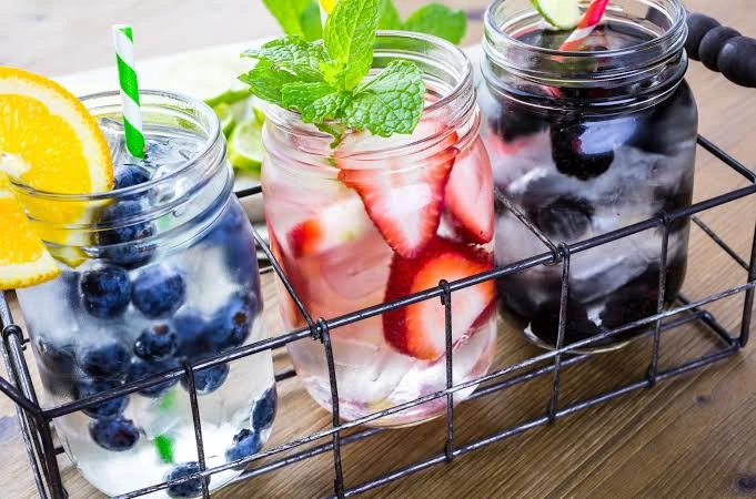 Easy Cocktails to Make at Home: 40 Simple Recipes